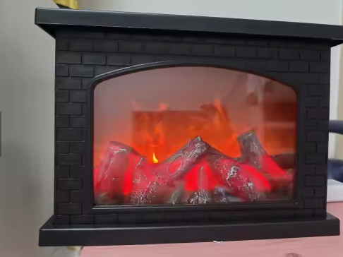 <em>Carlos P***</em>